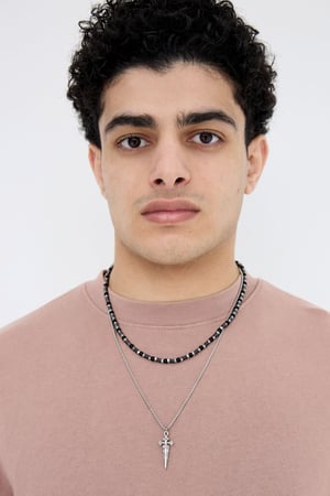 collana da uomo semplice con ciondolo a forma di spada h5 Immagine5